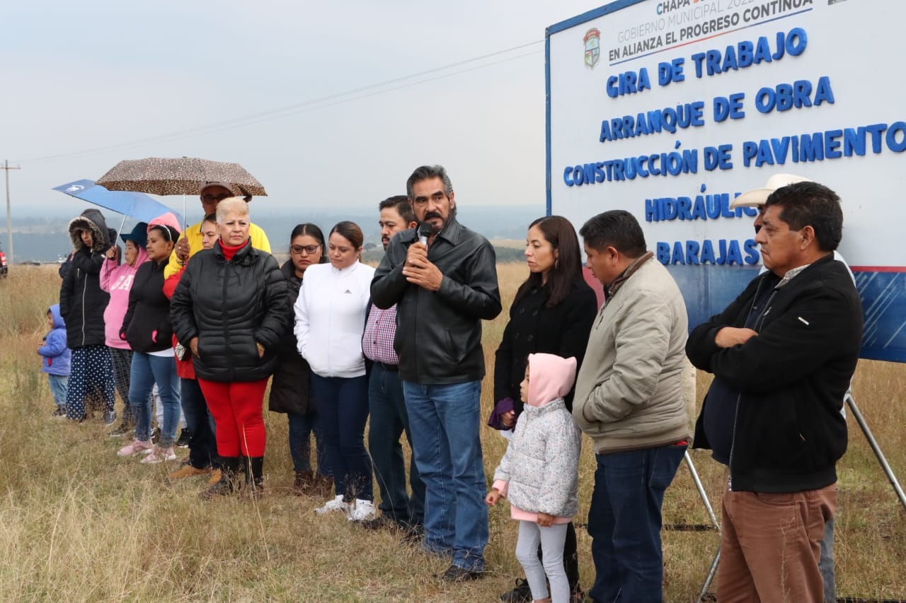 1699827327 521 ArranquedeObra El Profr A Pastor Cruz Garcia Presidente Municipal realizo