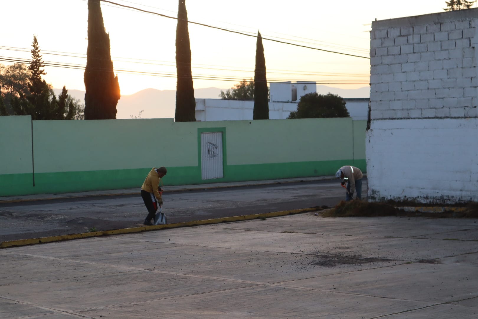 1699883410 803 Hoy nos encontramos desde muy temprano en la Plaza Estado