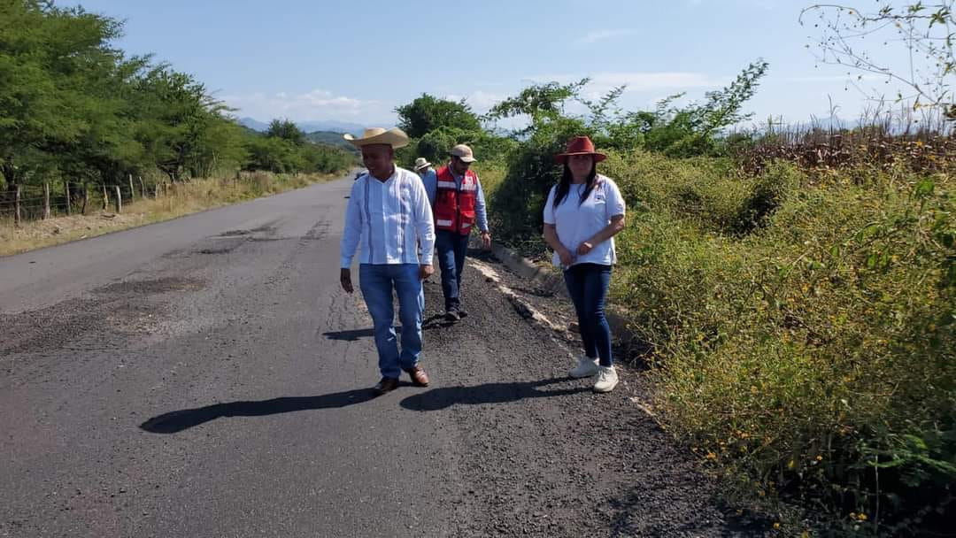 1699886987 20 Plan colibri vendra a rescatar las carreteras de Tlatlaya en