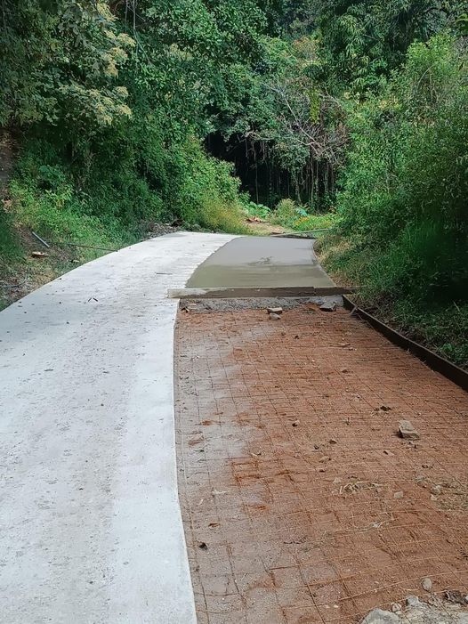 1699908790 Seguimos trabajando en el avance de la construccion de pavimento