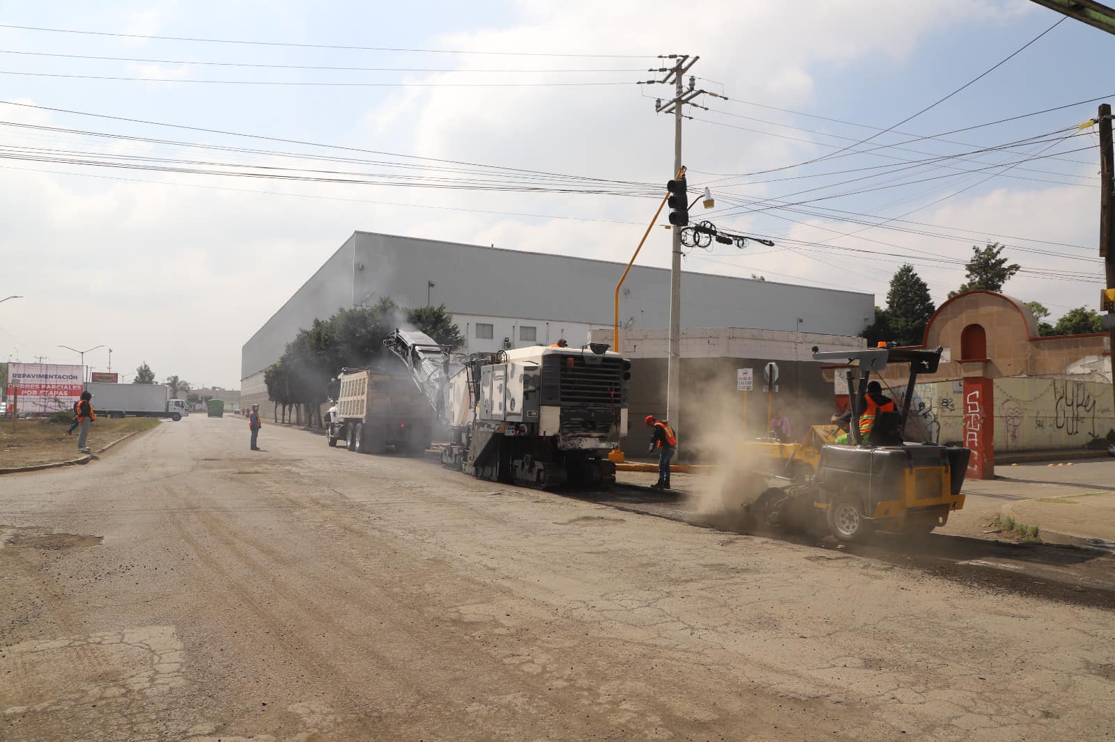 1699964218 789 Continuamos con los trabajos de retiro de asfalto y pavimentacion