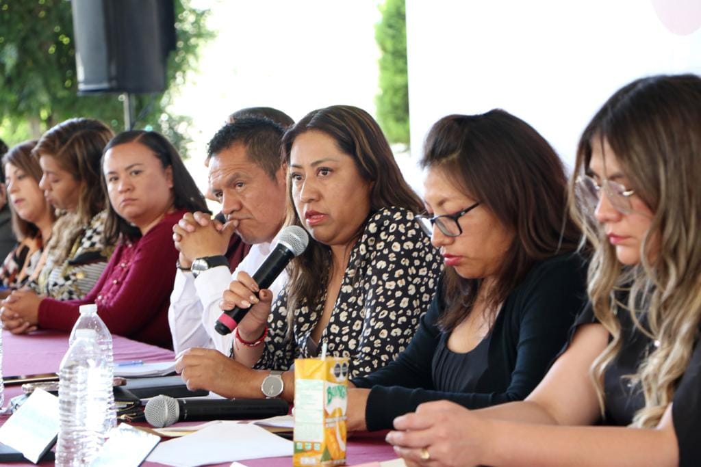 1699971199 877 PRESIDENTA MUNICIPAL DE CHIMALHUACAN COMPROMETE MEJORES SERVICIOS CON COLABORACI