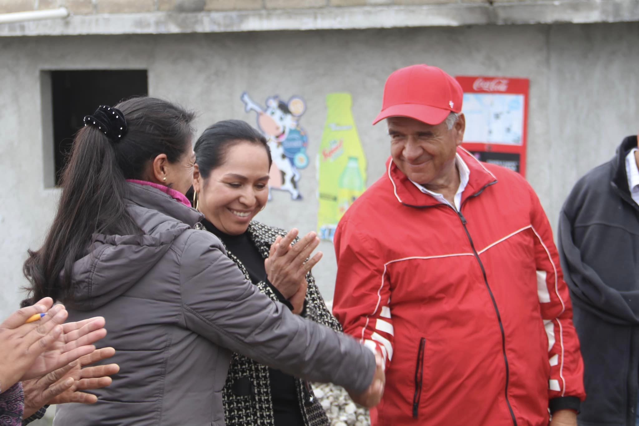 1699977922 748 En su gira por la Comunidad de Santiago Casandeje el