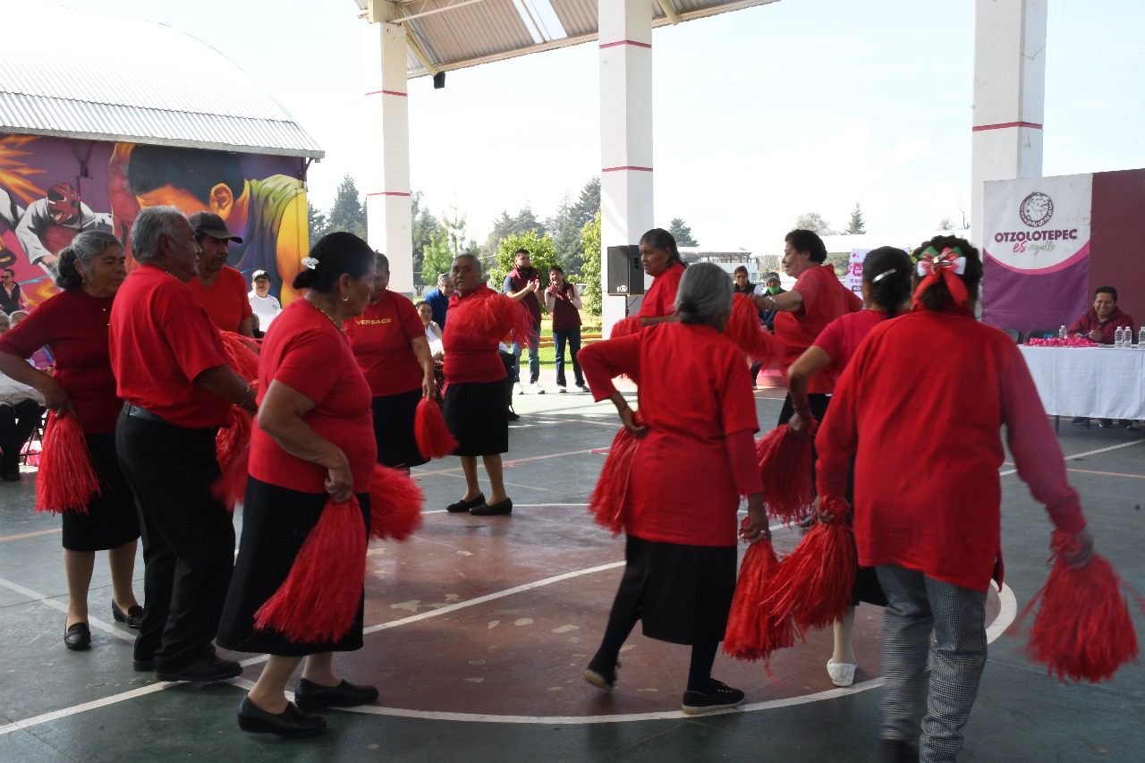 1699981630 139 Llegan a feliz desenlace las Olimpiadas de los Adultos Mayores