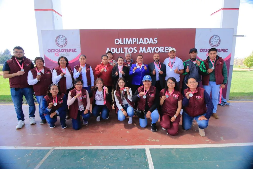 1699981658 Llegan a feliz desenlace las Olimpiadas de los Adultos Mayores jpg