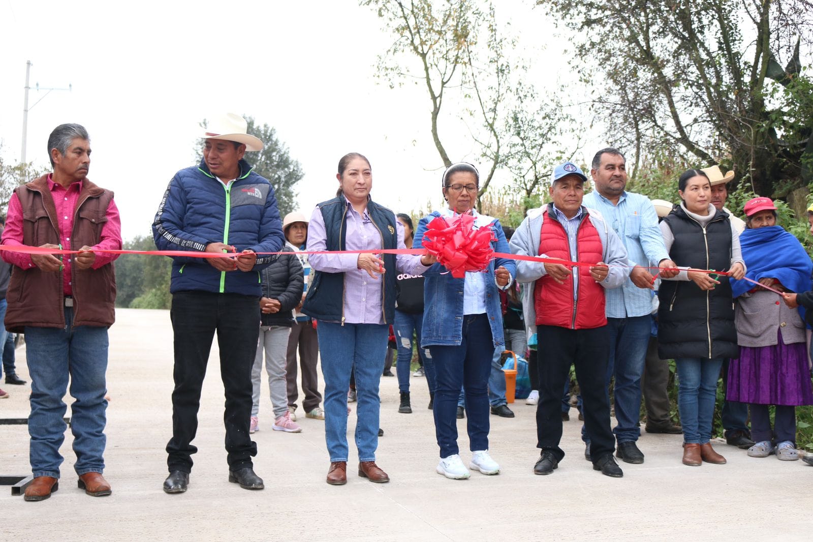 1699994825 912 En Puerta del Pilar segundo punto de la gira de