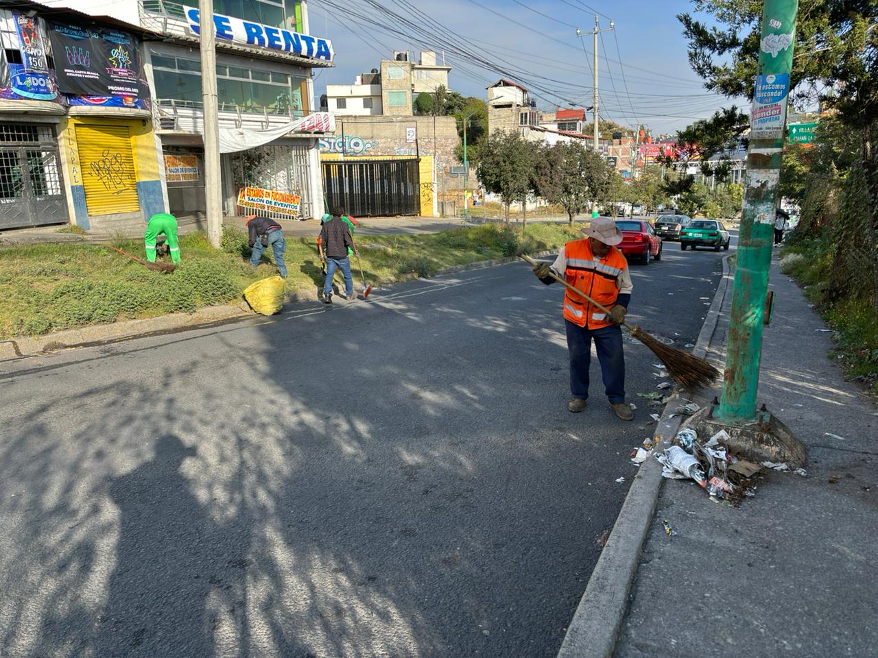 1700072995 674 Personal de ServiciosPublicos realizaron trabajos de embellecimiento y barrido