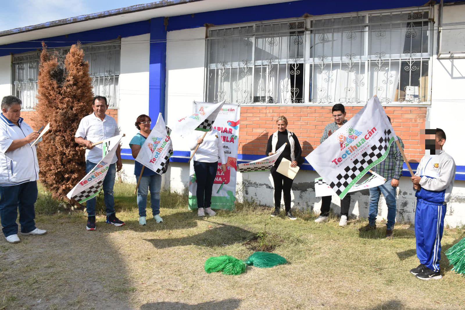 1700655050 El dia de hoy continuamos con las actividades de nuestro