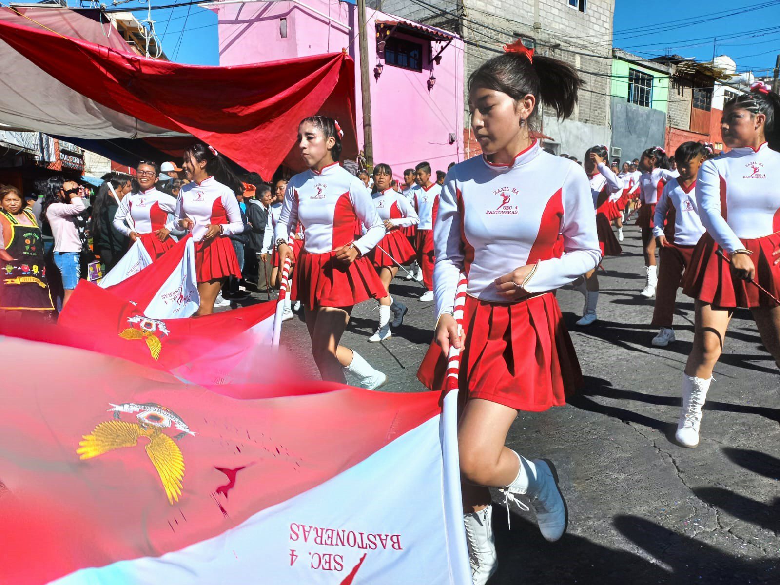 1700666342 214 El presidente municipal Luis Enrique Sanchez Reyes encabezo el Desfile