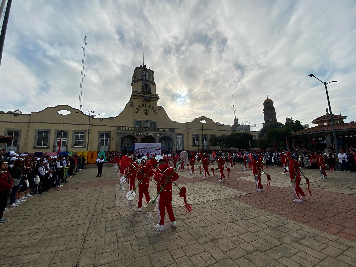 1700668405 753 Te compartimos algunas fotos de la CeremoniaCivica y Desfile por