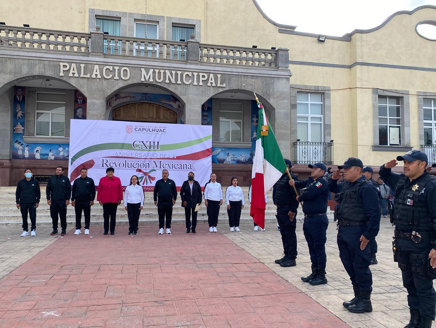 1700668411 346 Te compartimos algunas fotos de la CeremoniaCivica y Desfile por