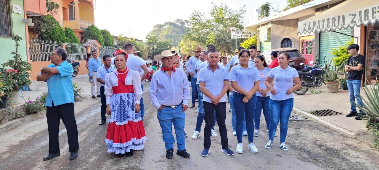 1700695333 Participamos en el desfile conmemorativo del 113 aniversario de la