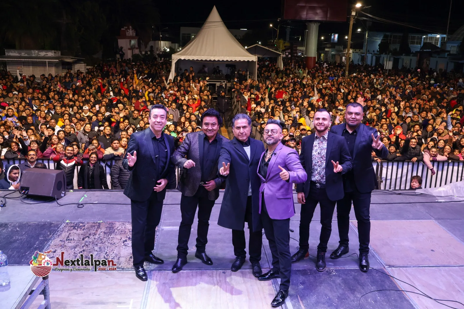 1700848210 Grupo Bryndis O en el escenario de la FeriaInternacionalDeLaMezclilla de scaled