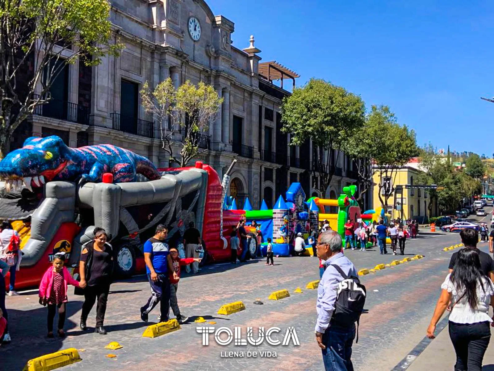 ¡Asi se vive nuestro Centro Historico PieATierra este domingo en scaled