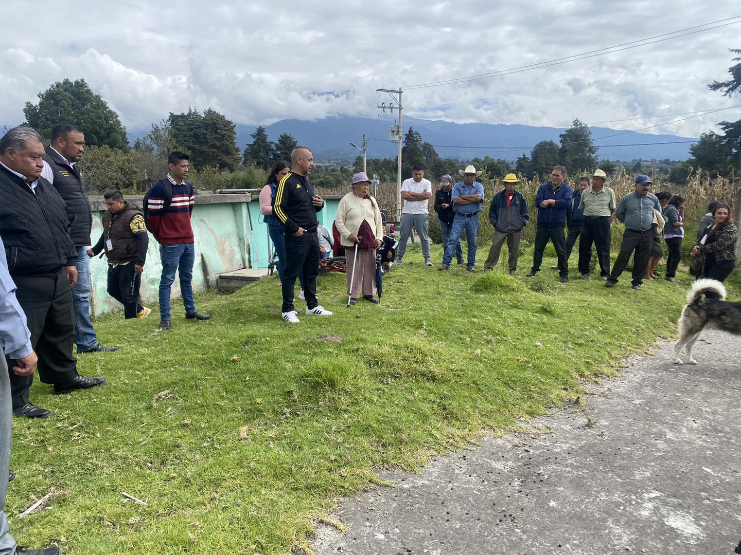 1701722002 INICIA EDIL RAUL NAVARRO OBRA DE REHABILITACION DE LA CAJA