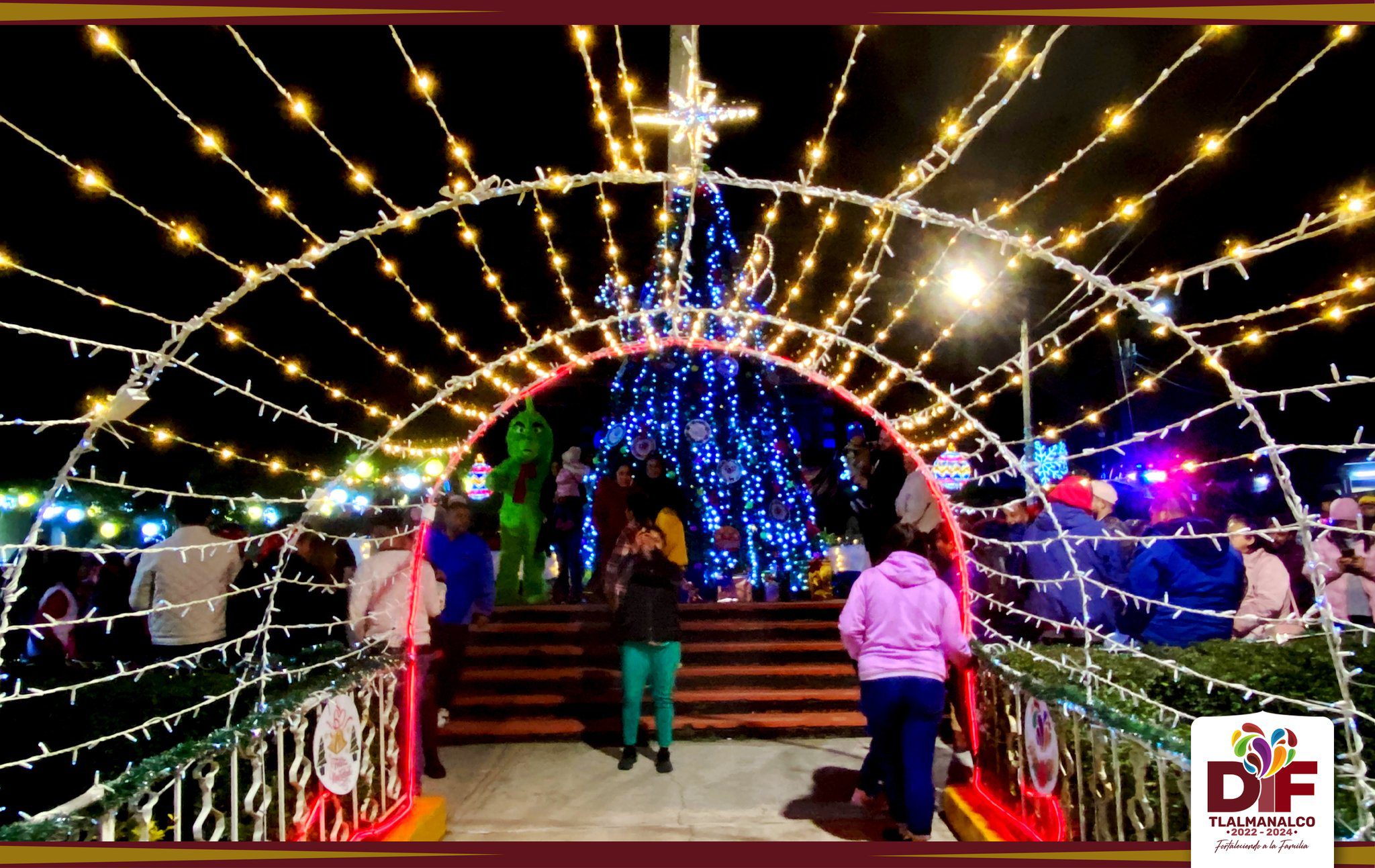 1701734243 101 Encendido de arbol y alumbrado navideno en la delegacion SanRafael