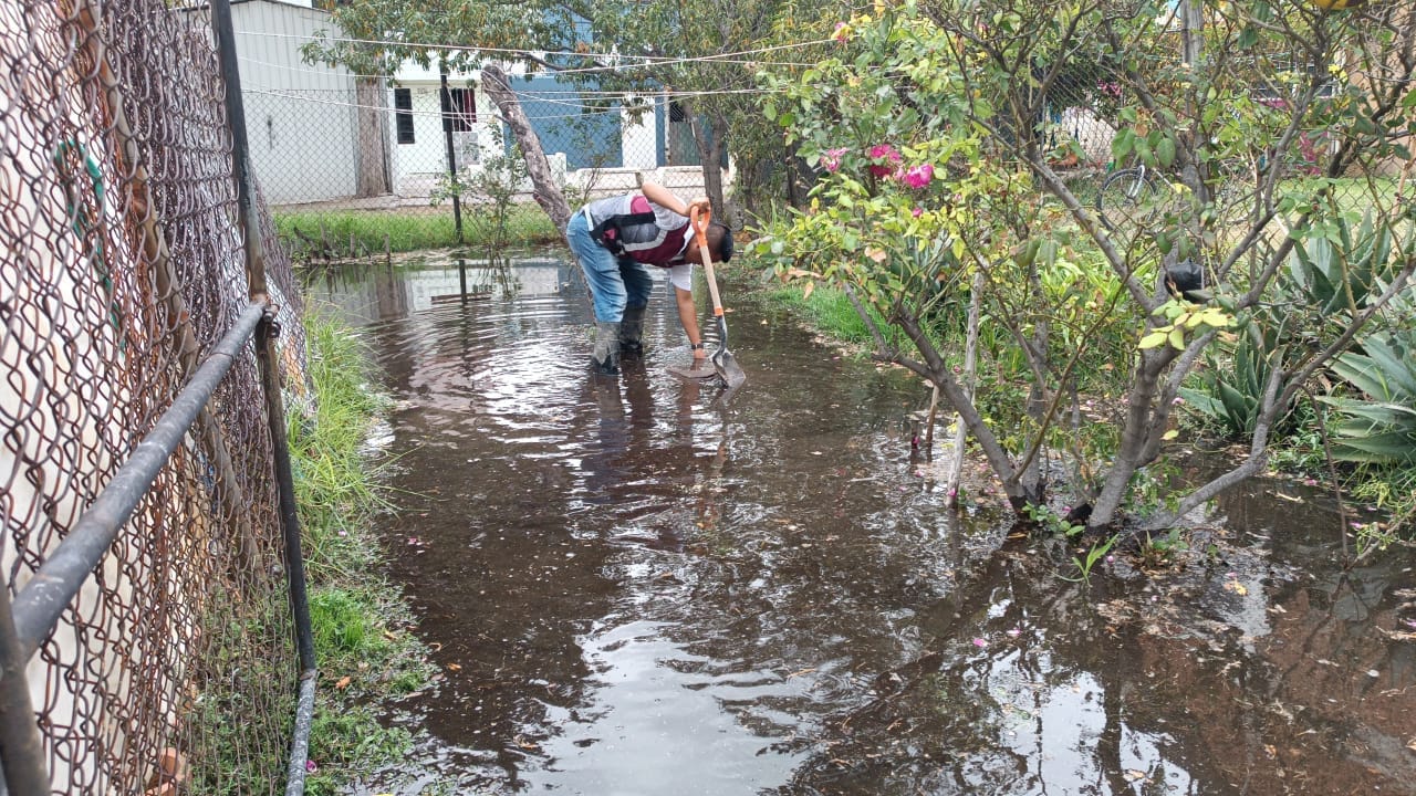 1701781988 COMUNICADO URGENTE A LA COMUNIDAD DE ALBORADA