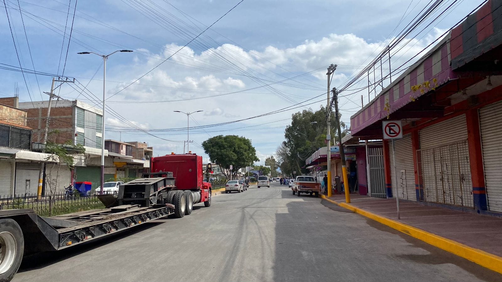 1701804283 607 ENTREGA DE OBRA PAVIMENTACION CON CONCRETO ASFALTICO EN LA COMUNIDAD