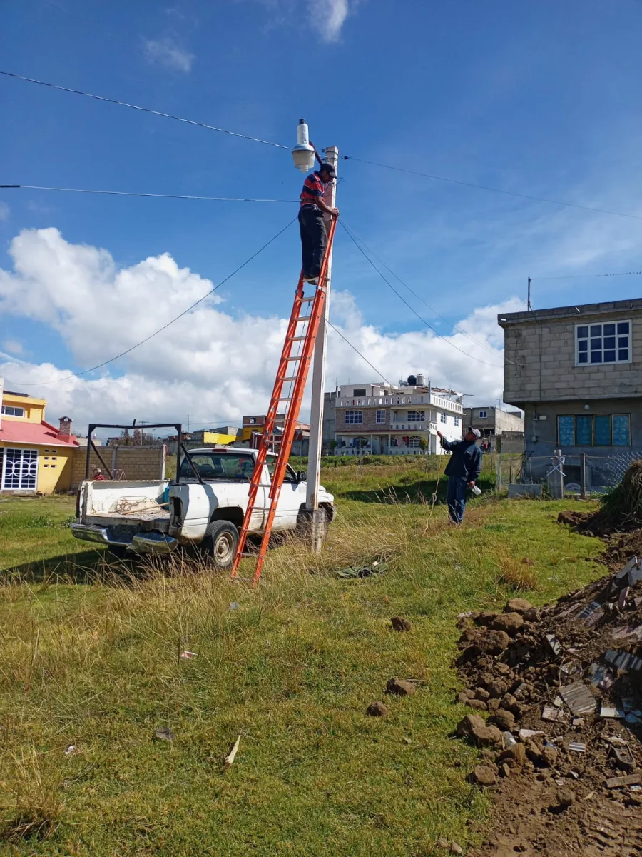 1701805317 943 Hoy la Direccion de Servicios Publicos se encuentran realizando trabajos