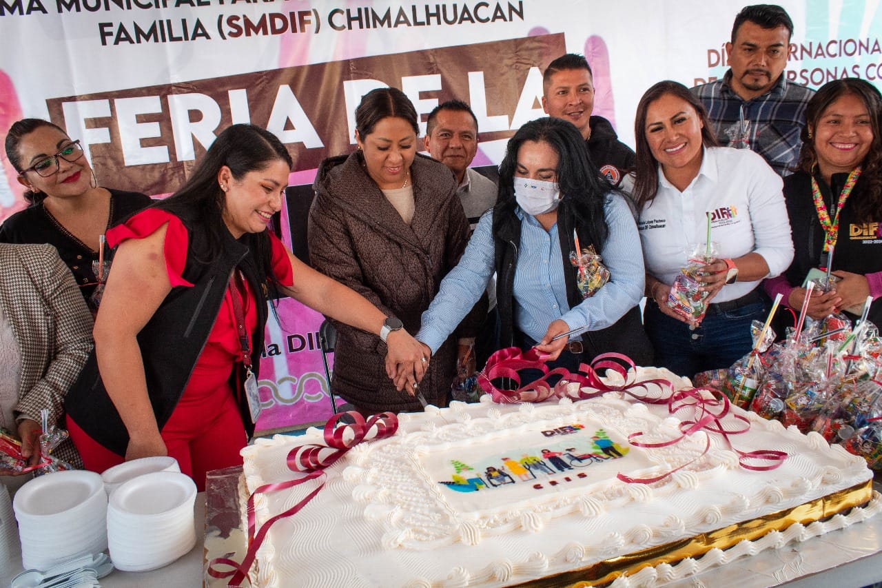 1701868939 294 SMDIF REALIZA FERIA DE LA INCLUSION PARA PERSONAS CON DISCAPACIDAD