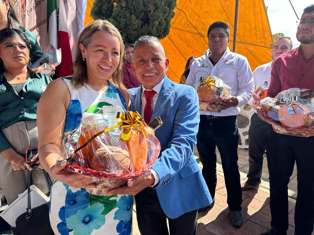 1701957908 533 Felicito enormemente al Presidente Municipal de Tlatlaya Mtro Crisoforo Hernan