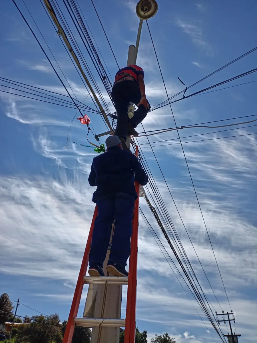 1701971203 297 Hoy la Direccion de Servicios Publicos se encuentran realizando trabajos