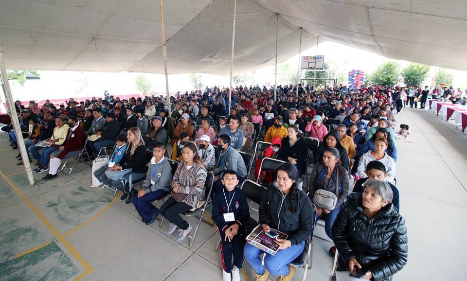 1701974882 471 La entrega de Becas Renace en Acolman estuvo encabezada por