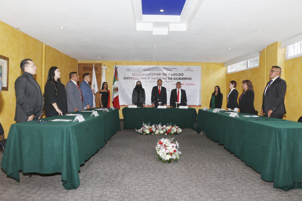 1701975572 369 En Sesion Solemne de Cabildo esta manana el presidente municipal