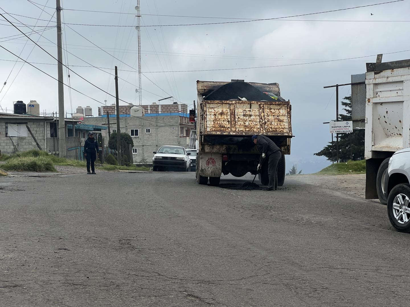 1702045833 291 Con gran esfuerzo aplicamos recursos propios a la carretera que