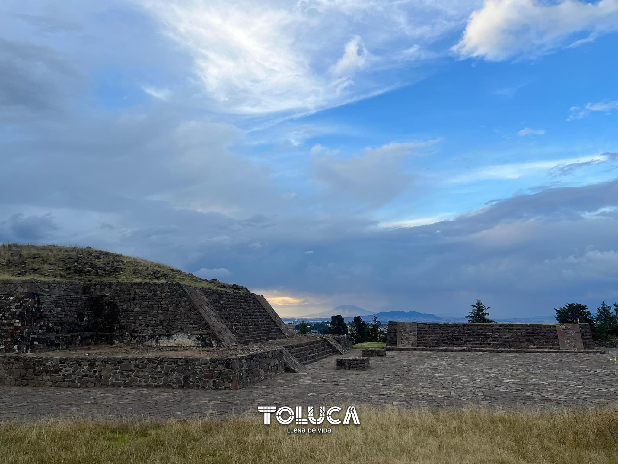 1702054553 211 ¡Buen fin de semana Toluca desde la Zona Arqueologica de