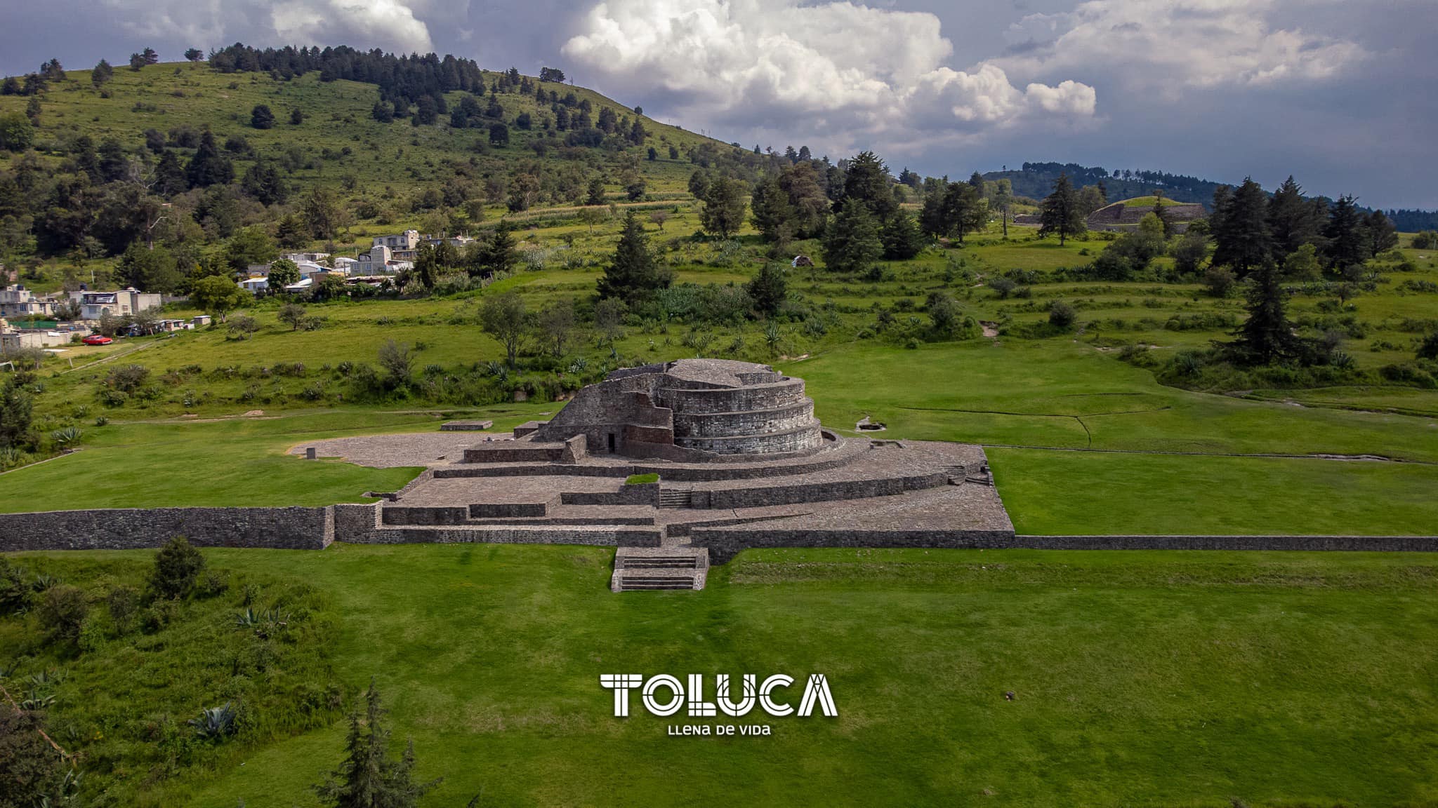 1702054565 842 ¡Buen fin de semana Toluca desde la Zona Arqueologica de