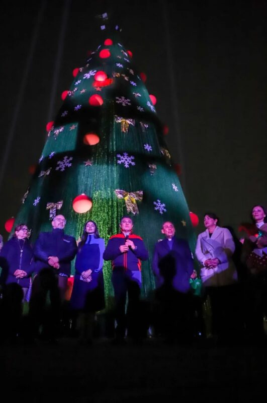 1702300014 La magia de la navidad llego a Tlalnepantla con el