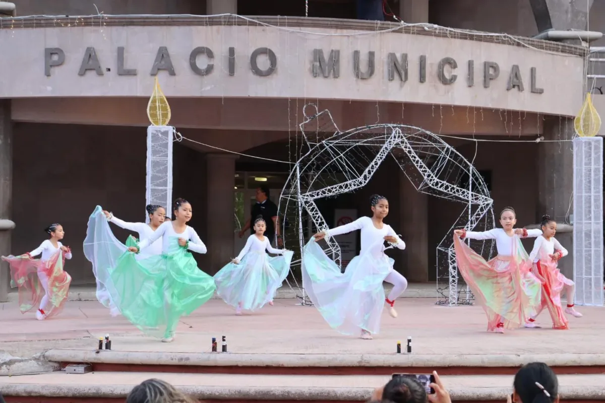 1702872494 La magia de la noche de Navidad es poder convertir jpg