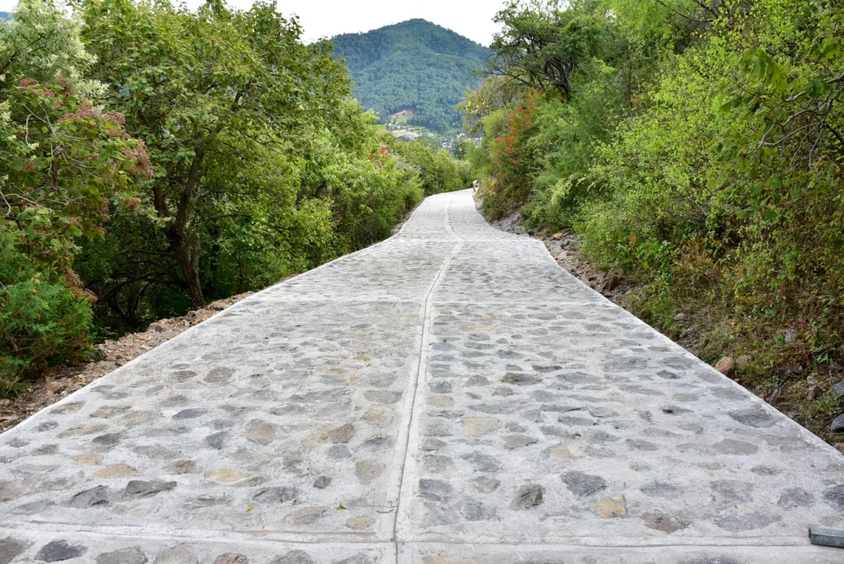 1703914204 811 Seguimos construyendo obra publica en las comunidades como es la