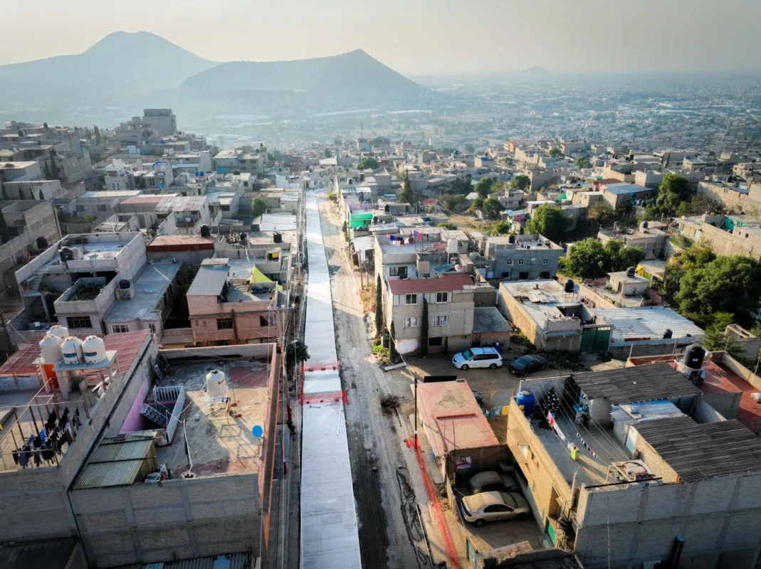 1703950806 633 INFRAESTRUCTURA Se realizan los trabajos de pavimentacion de la