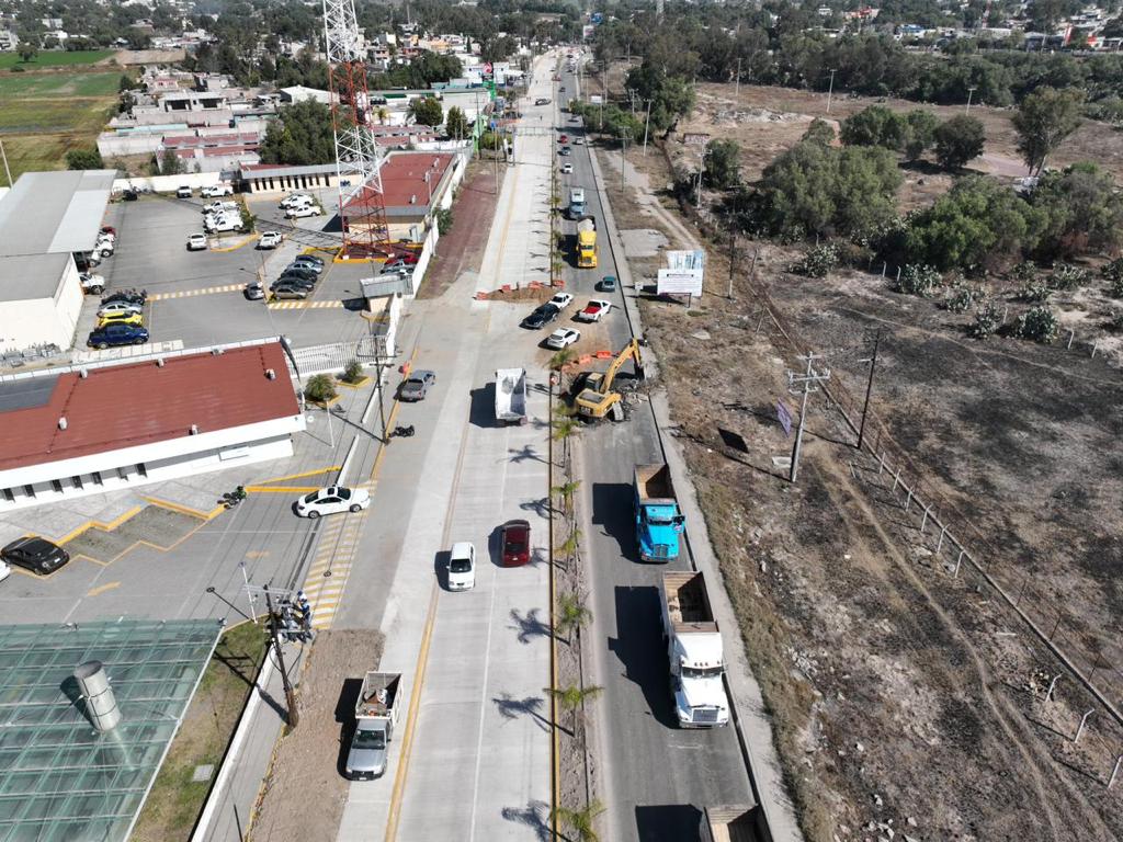 1704327973 CONTINUAMOS CON LA PAVIMENTACION CON CONCRETO HIDRAULICO DE AMPLIACION 4