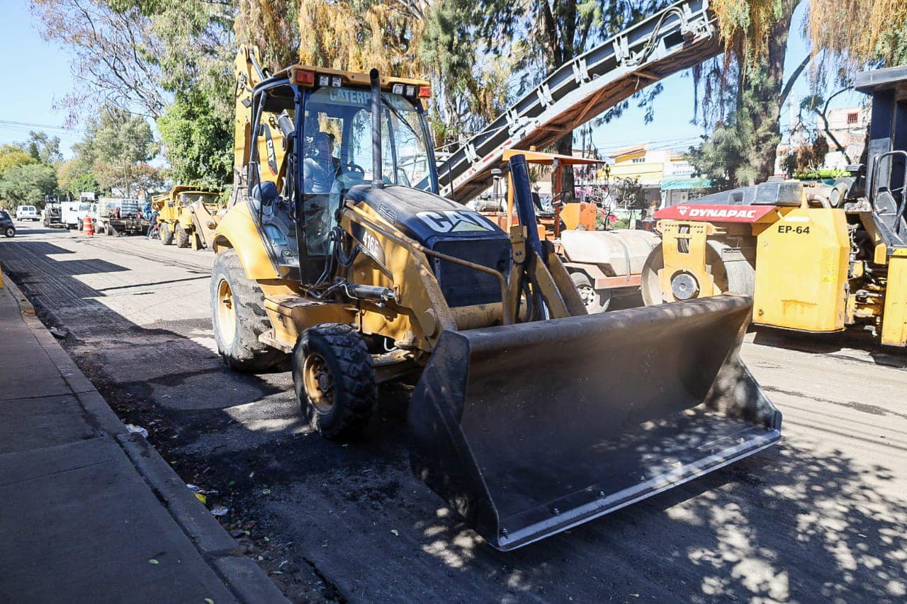 1704698413 Personal de Obras Publicas y Sapasac 2022 2024 estan avanzando con