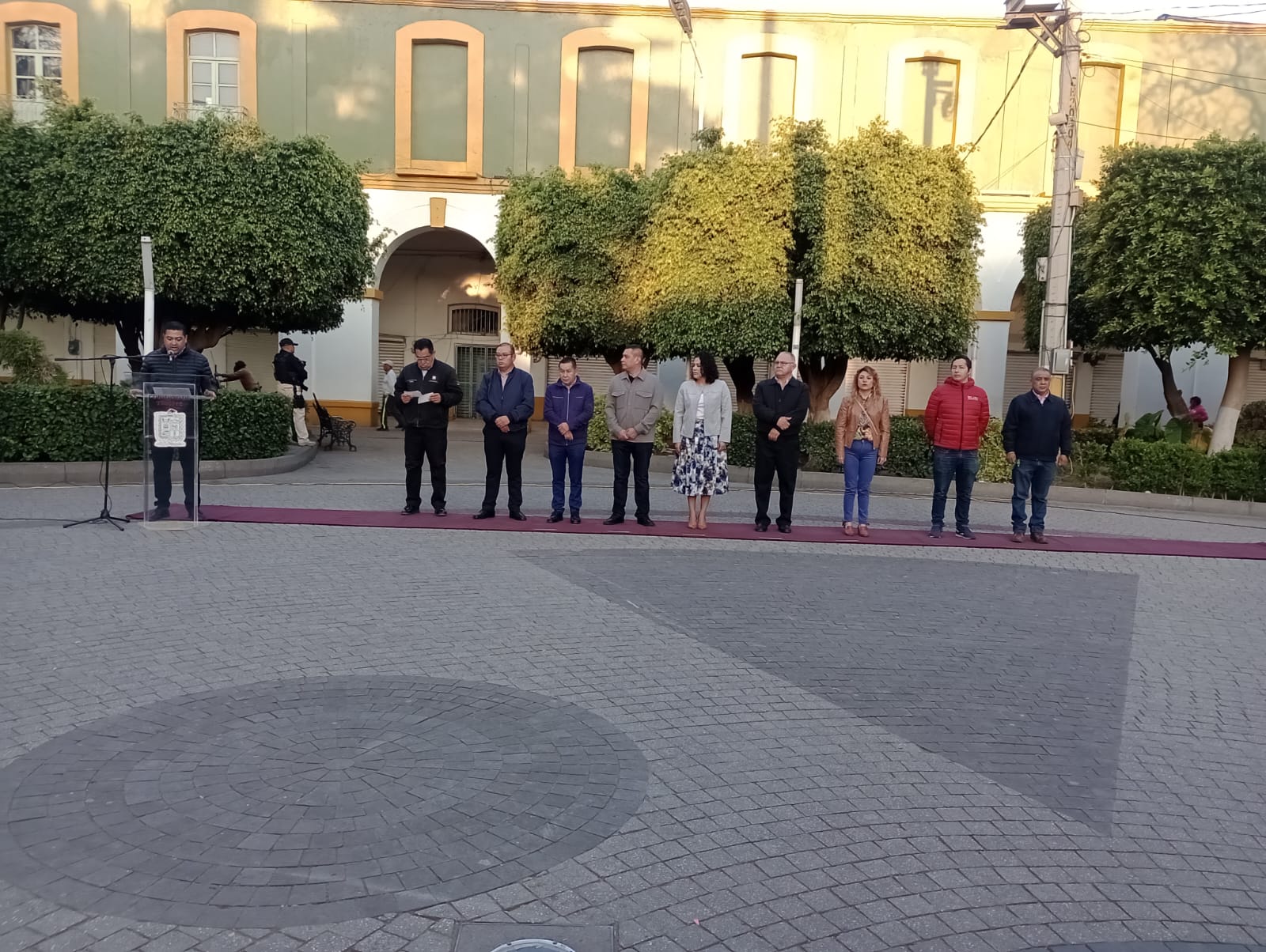 1709667670 402 Honores e izamiento de bandera por parte de la Direccion