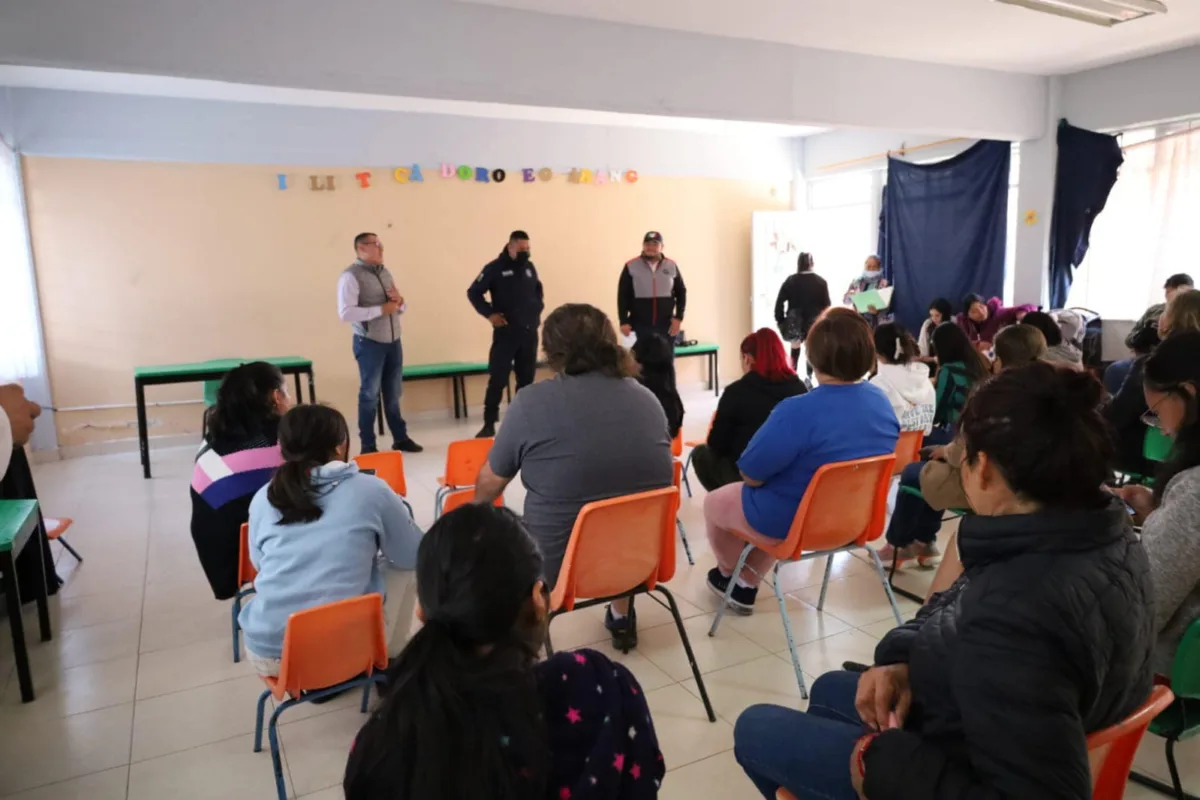 1709708504 934 Personal de la Comisaria Municipal visito el kinder Doroteo Arango