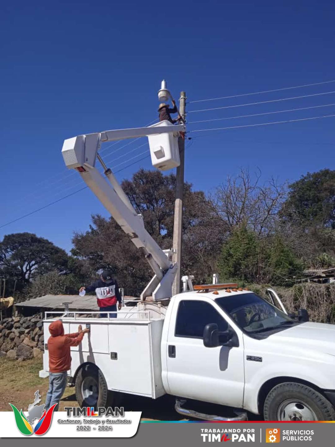 1709793990 132 Les comparto algunas imagenes de las reparaciones de lamparas en