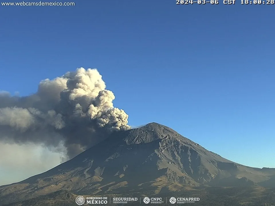 1709872028 MUY ACTIVO EL VOLCAN POPOCATEPETL jpg